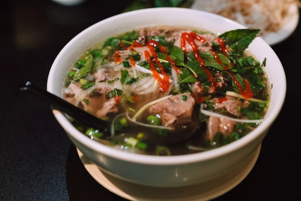 Bàn nướng đông khách tại Huỳnh Thị Mỹ Duyên